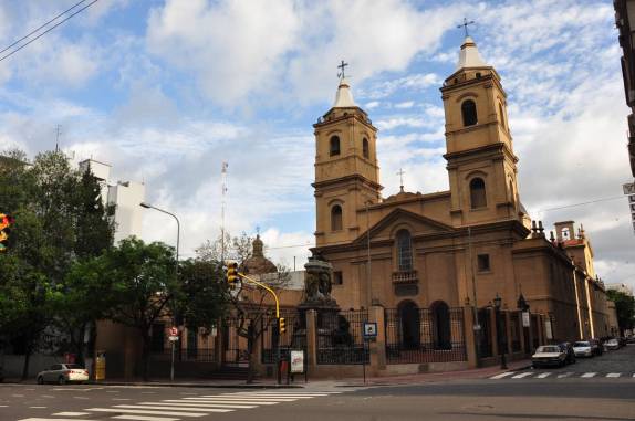 Basílica de Santo Domingo, em Buenos Aires, na Argentina